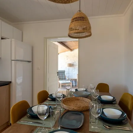 Petra Vista Retreats 1 Stone Haven 2 Heritage Haven 3 Oak Haven Otzias