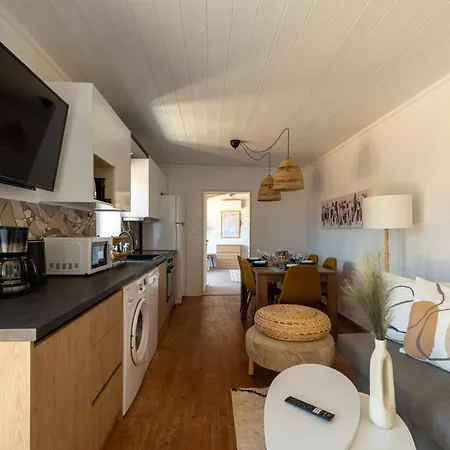 Petra Vista Retreats 1 Stone Haven 2 Heritage Haven 3 Oak Haven *