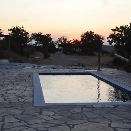 Petra Vista Retreats 1 Stone Haven 2 Heritage Haven 3 Oak Haven Holiday home *
